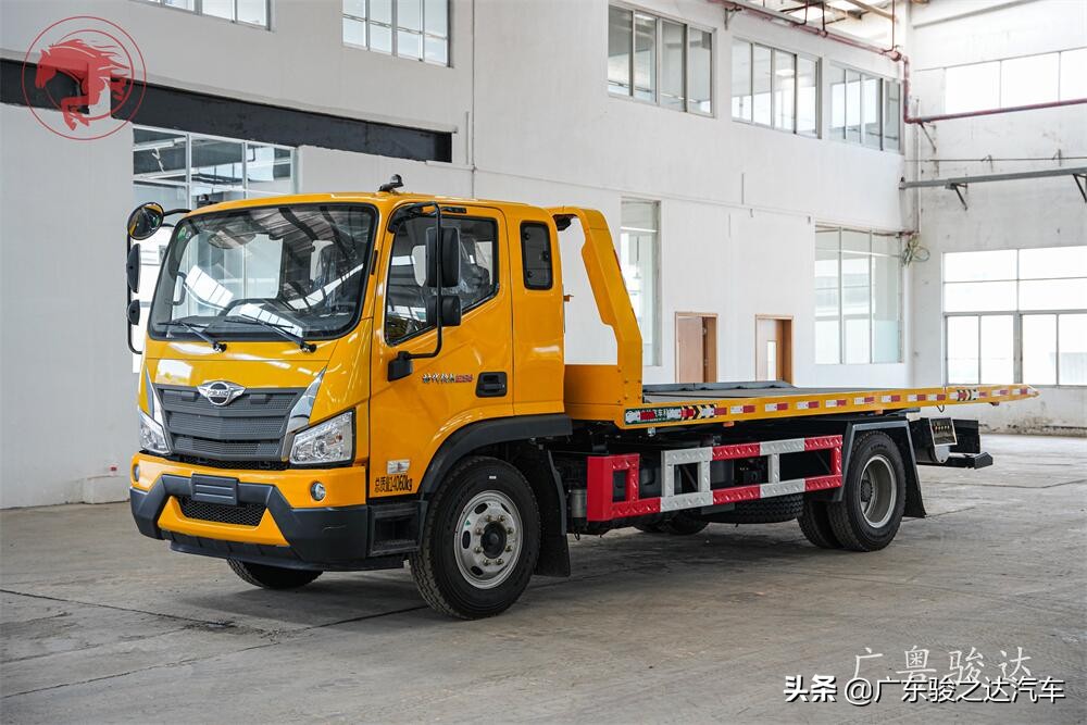 湖北蓝牌清障车厂家多少钱,湖北大型清障车价格多少钱一辆