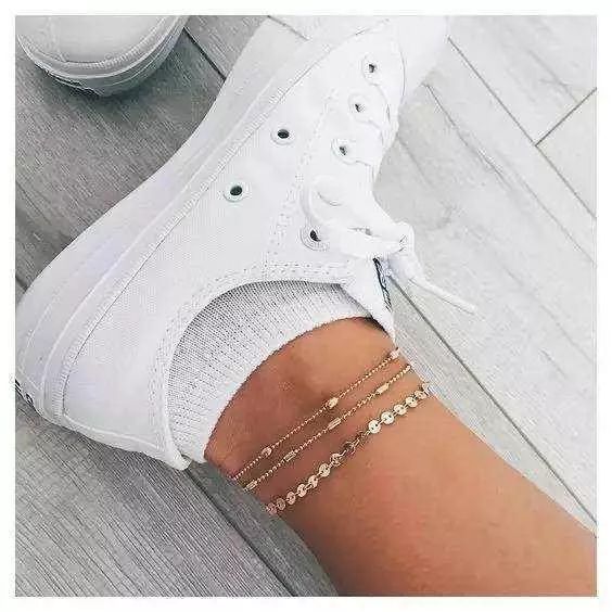 脚链戴左戴右有讲究吗,脚适合戴什么脚链呢