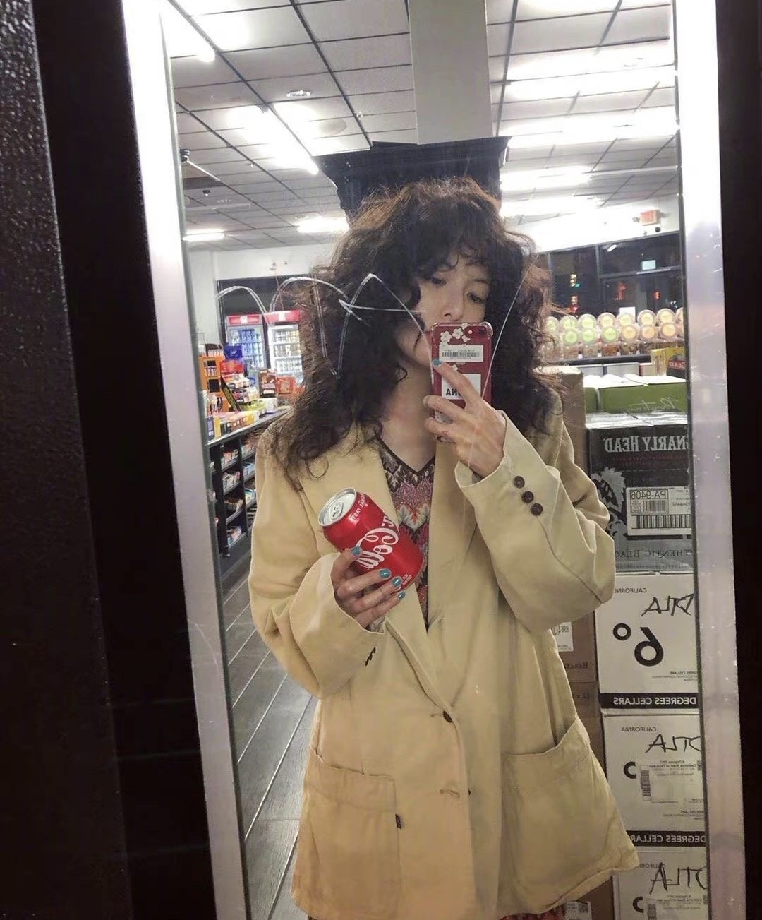 巴黎世家松糕毛棉服外套泫雅同款,韩国小野马金泫雅银色裙