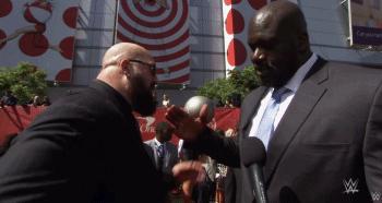 wwe打斯瓦辛格,施瓦辛格客串wwe摔角狂热完整版