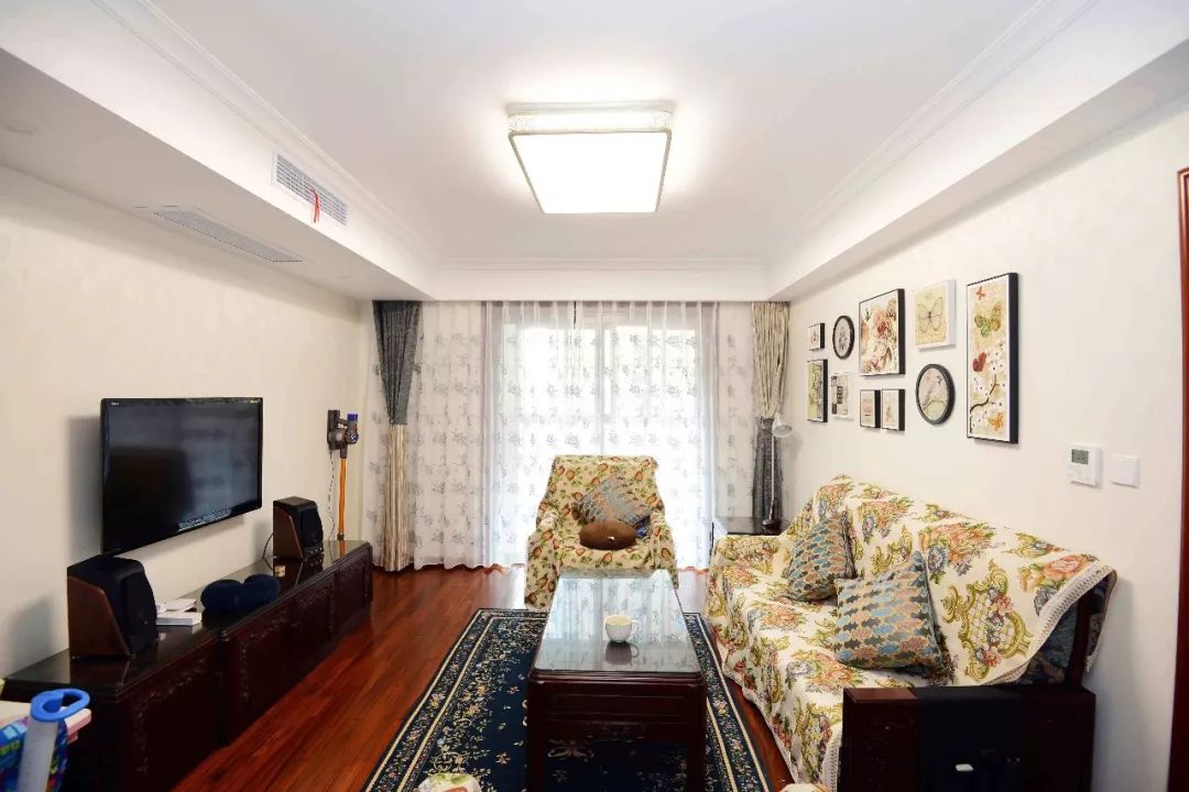 最新潮的吸顶灯,什么款式的吸顶灯好看又亮耐用