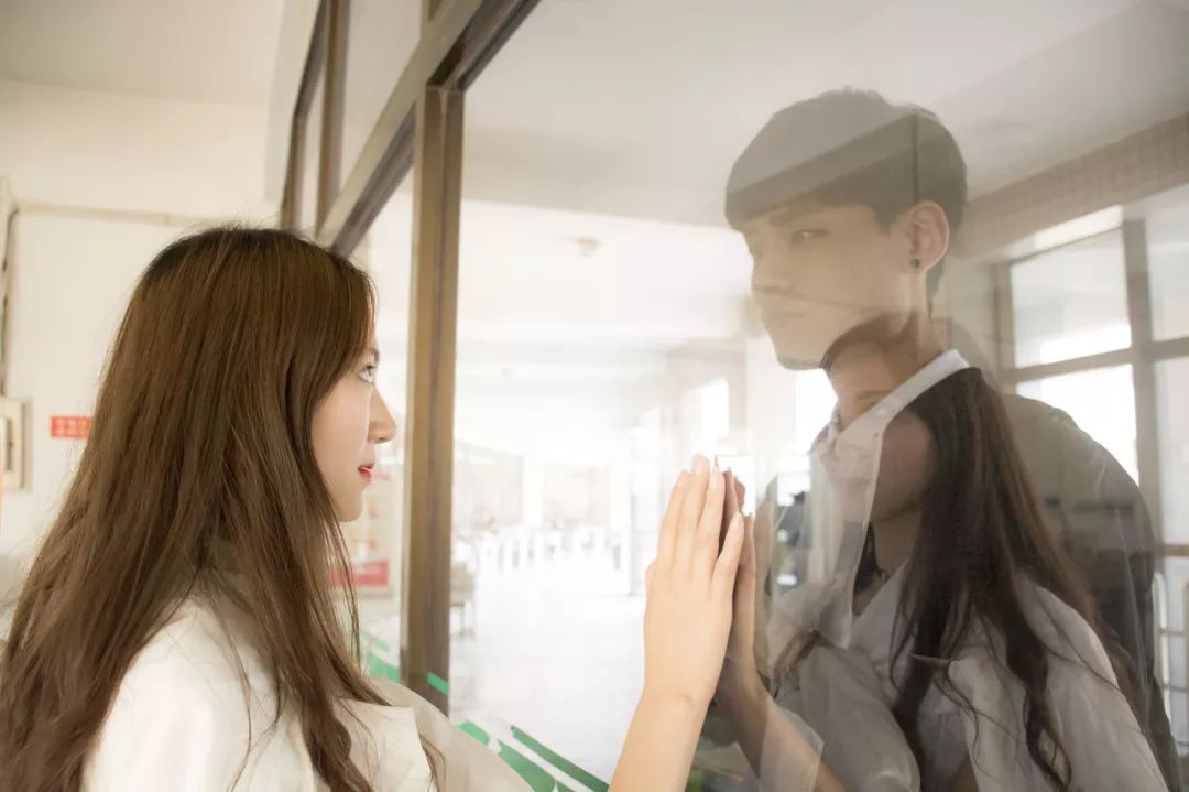 叫醒,哄睡,陪玩……中国超2亿单身,正在悄悄享受这些服务