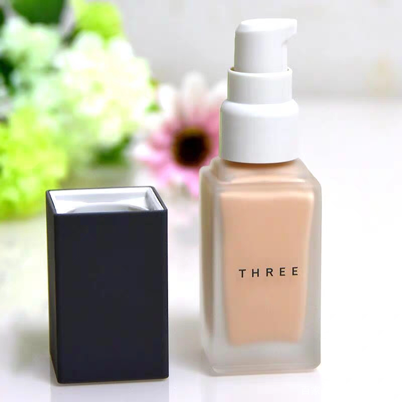 粉底液步骤油皮遮毛孔,雅诗兰黛粉底液适合油皮还是干皮