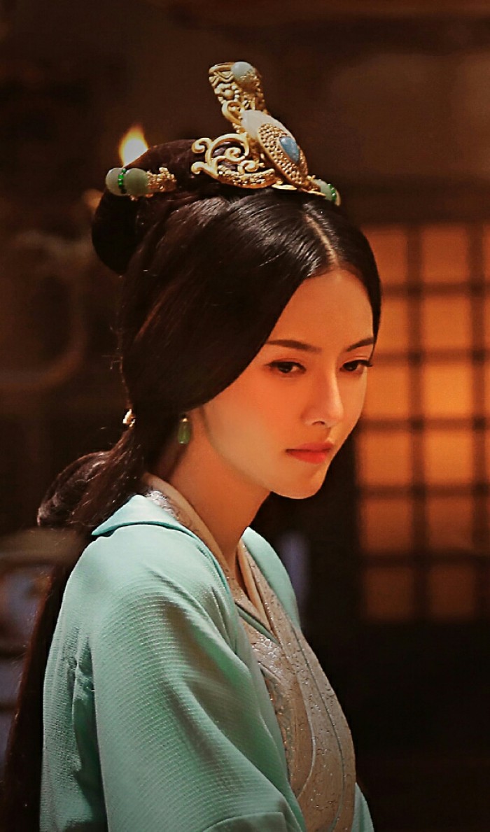 曹丕为何敢于娶已经结过婚的甄宓,被曹丕毁掉一生的女人甄宓