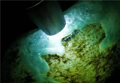 高档原石,高端翡翠原石展示