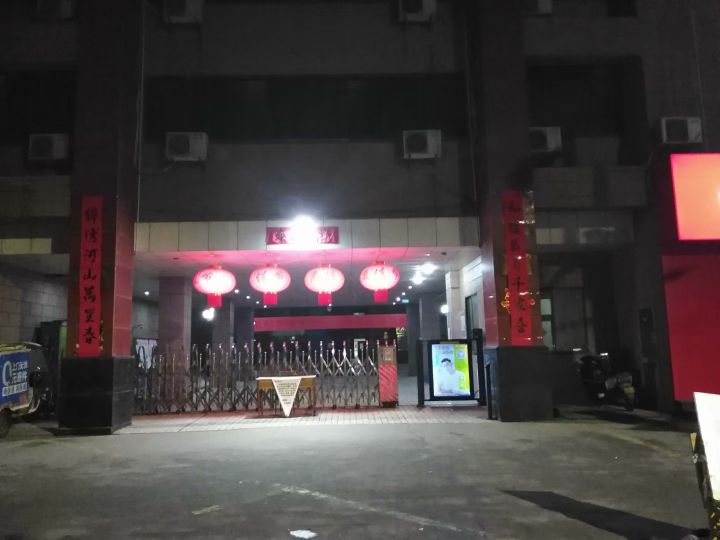 退役军人退伍不褪色救死扶伤,退伍军人不褪色坚守抗疫一线