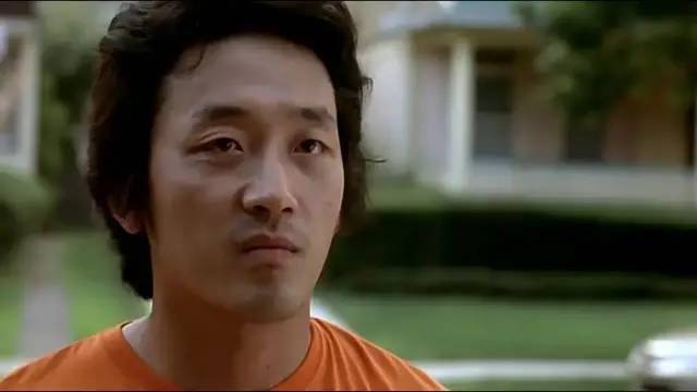 只盯着那些裸戏看，就忽略了这片的深度