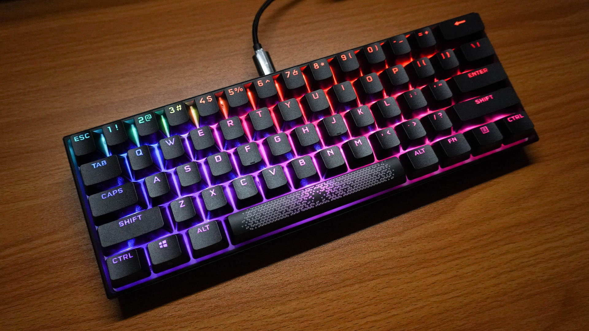 海盗船k95老款机械键盘功能,机械键盘海盗船k65怎么样