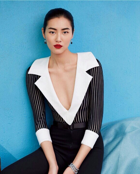 有三个美人尖面相,有这三个特点的女人不显老