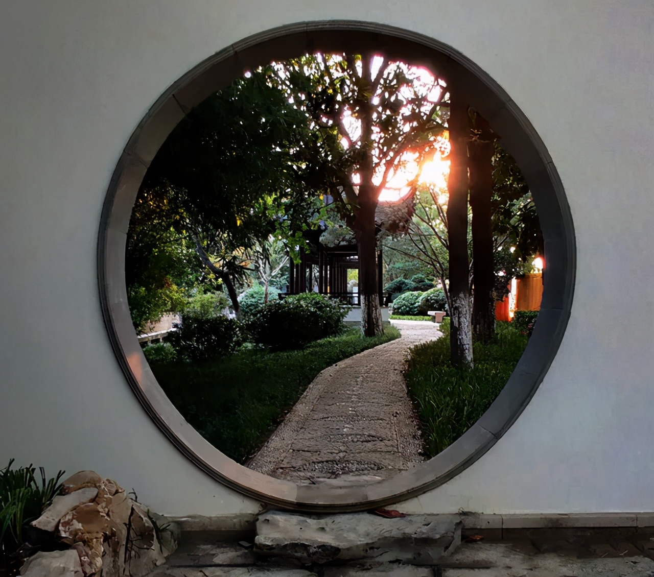 一花一木万般皆有情,一花一木皆是景歌名