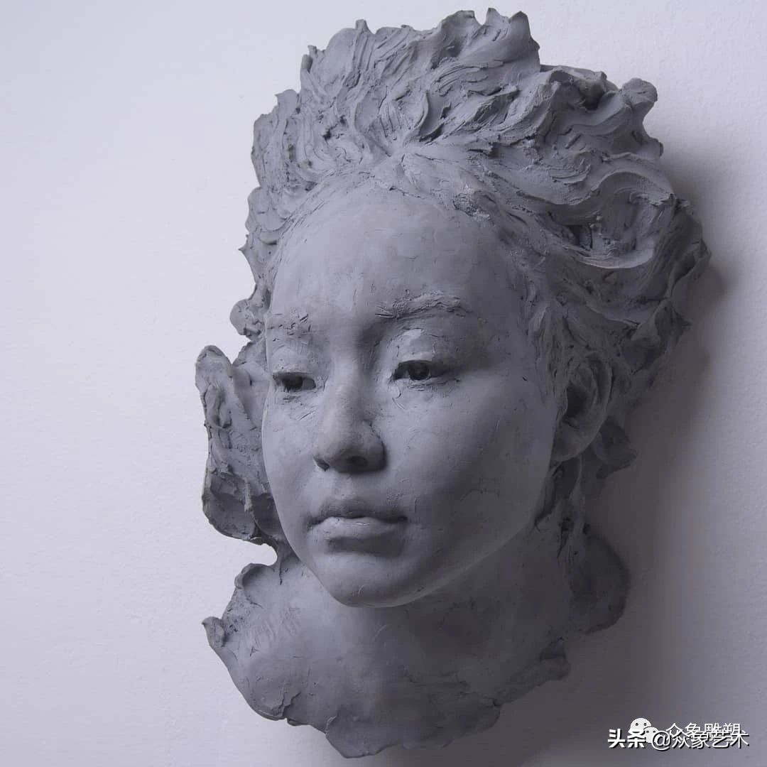 BayasgalanBatmagnai|捕捉“悲伤和失落”