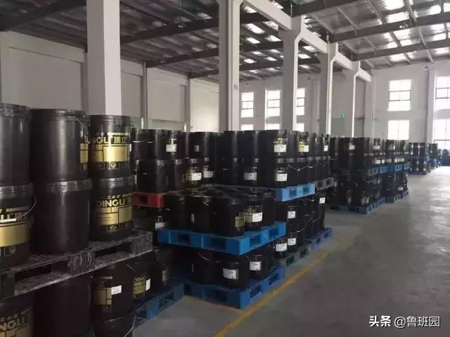 白乳胶和胶水的区别,白乳胶和拼板胶哪个更适合断木板