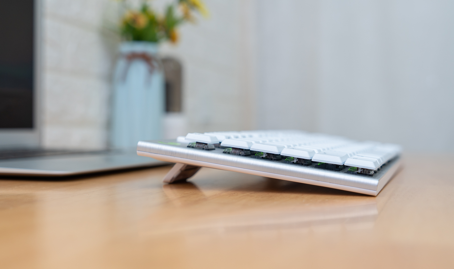 罗技g913tkl键盘值得买吗,罗技g913tkl的最低价格