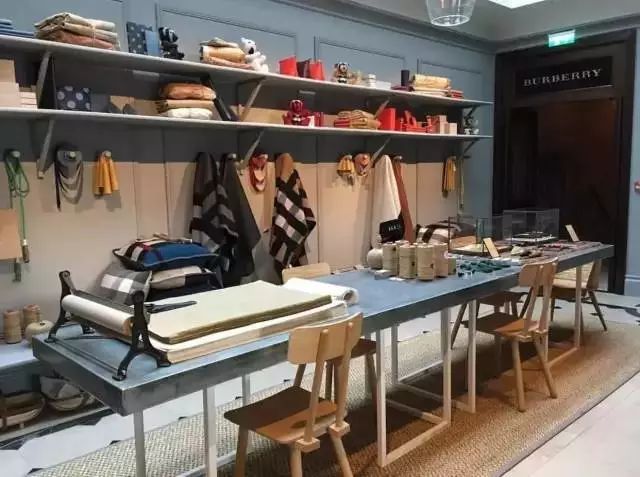 lv最经典单品,lv的跨界合作