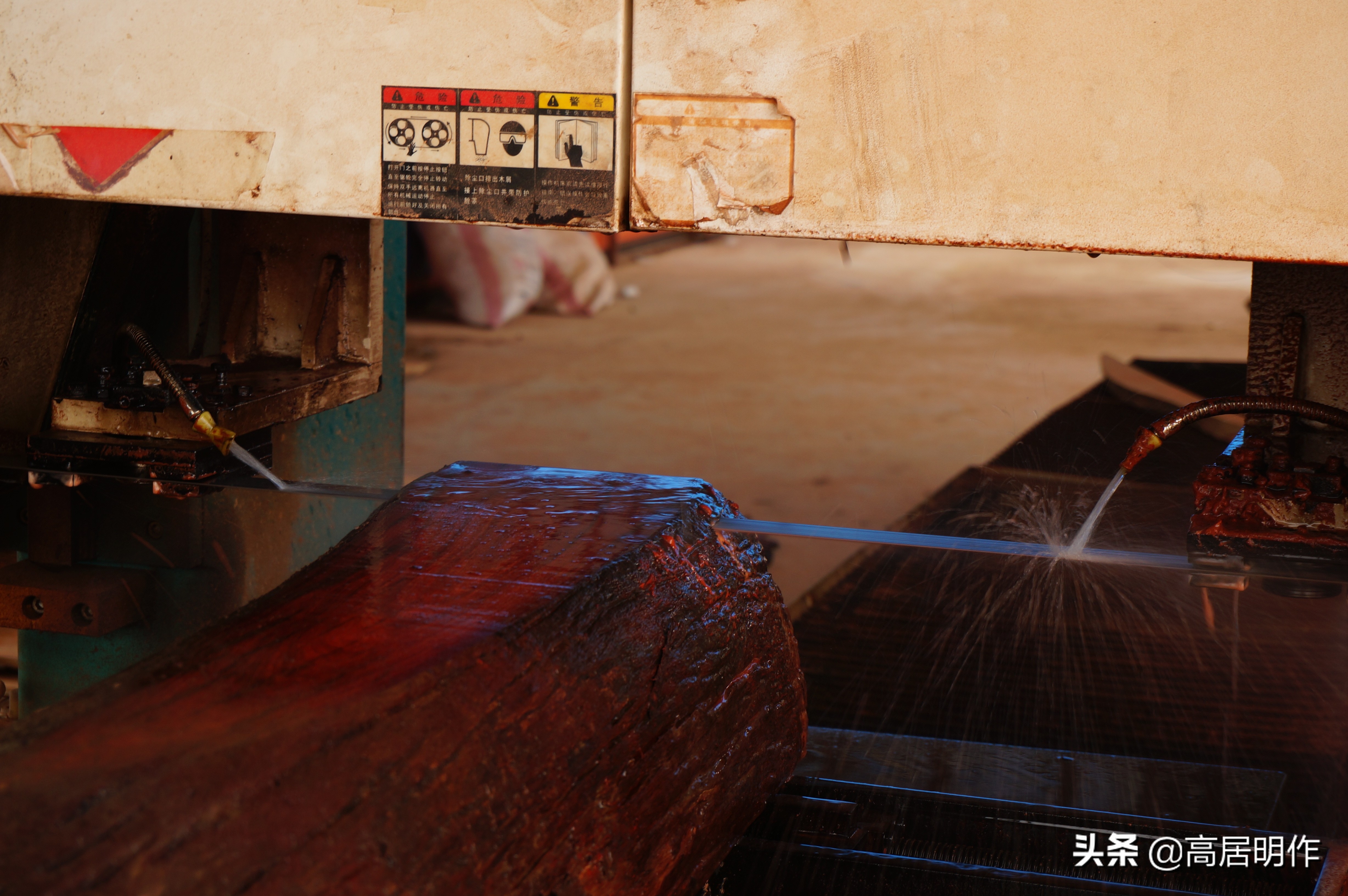 红木家具发出虫蛀声,红木家具噼啪响