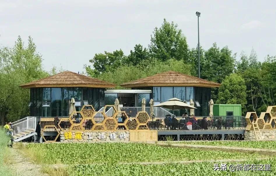 这才是9月最值得去的地方,4月最值得去的地方