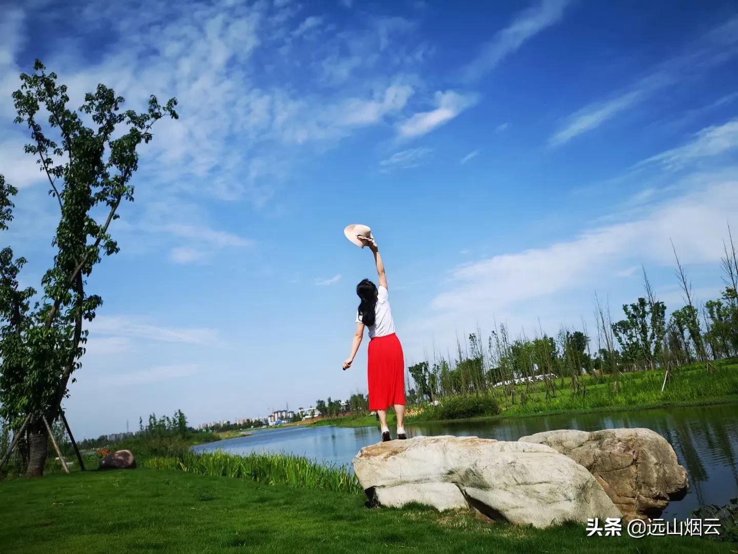 华为自拍杆使用教程视频,爱酷者自拍杆怎么使用