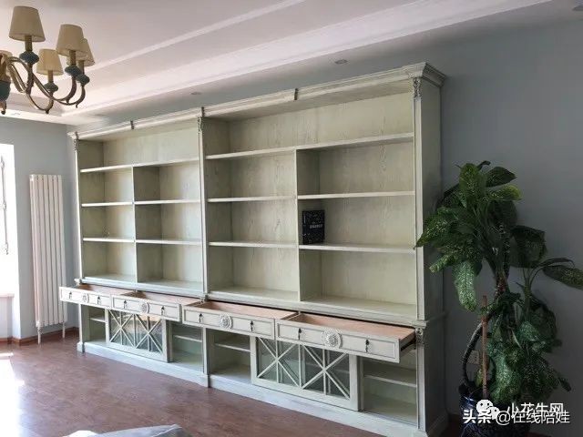 书柜开放式好看还是有门好看,书柜选开放式