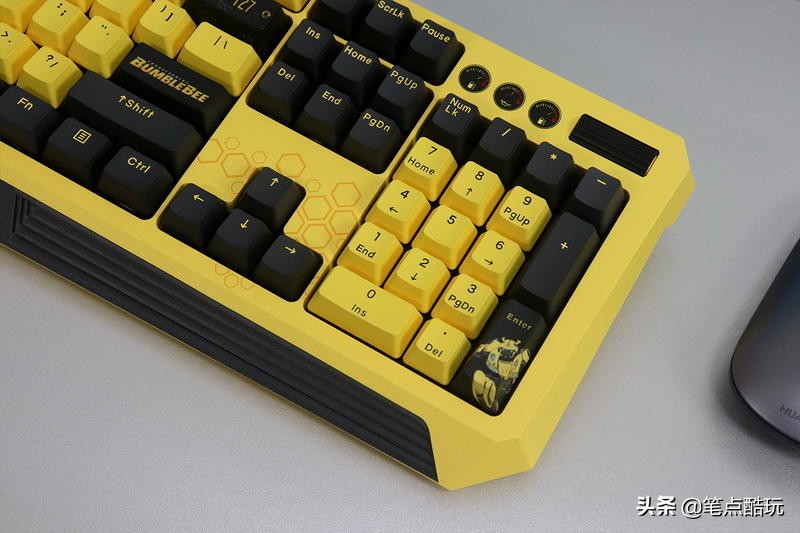 汽车人出发,汽车人出发大黄蜂