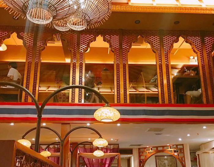 拔草打卡美食一条街,拔草各大美食品牌