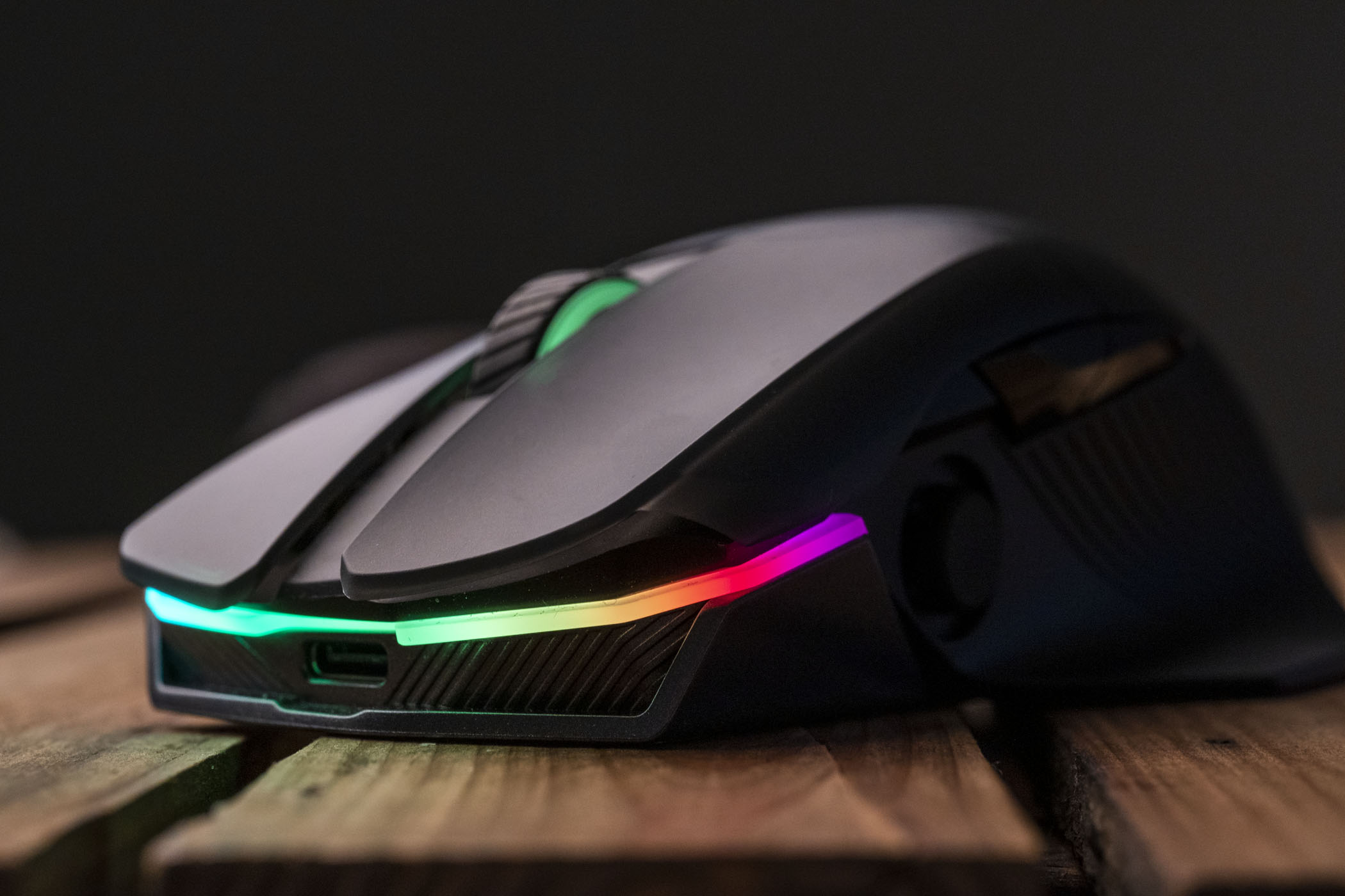 华硕rog魔刃鼠标,华硕rog月刃鼠标测评