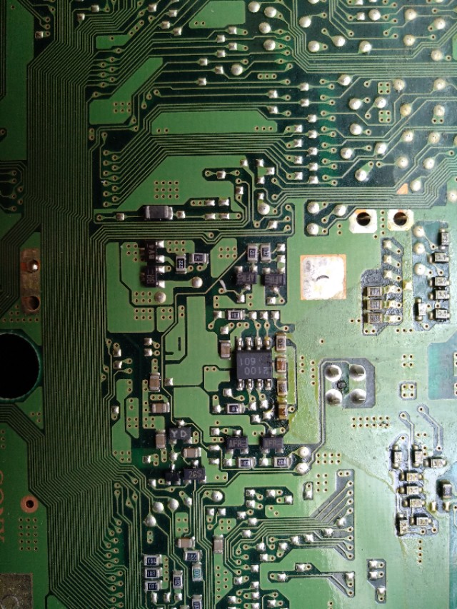 索尼ps1游戏机5000型,索尼PS1代家用电视游戏机