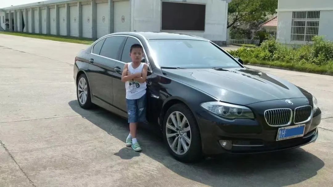 10多年的宝马5系还值得买吗,十年前的宝马5系值得买吗