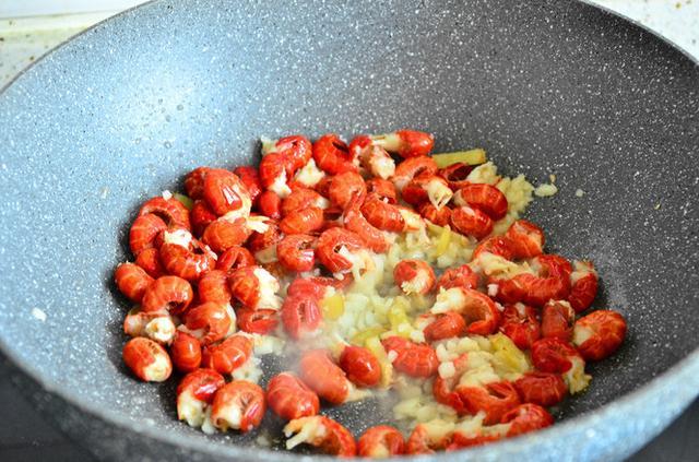 虾头到底可不可以吃,虾头到底能不能吃看完才知道