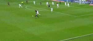 欧洲杯贝尔传球给三秒后的自己,贝尔又做了什么