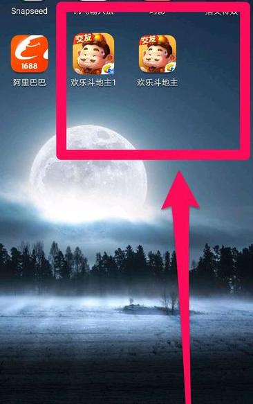 知道怎么在一部安卓手机上装两个相同的APP吗？不会的看这里