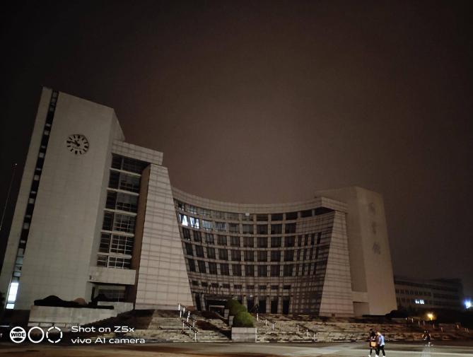 vivoz5x全面详细评测,美得不像千元机vivoz5x精美体验