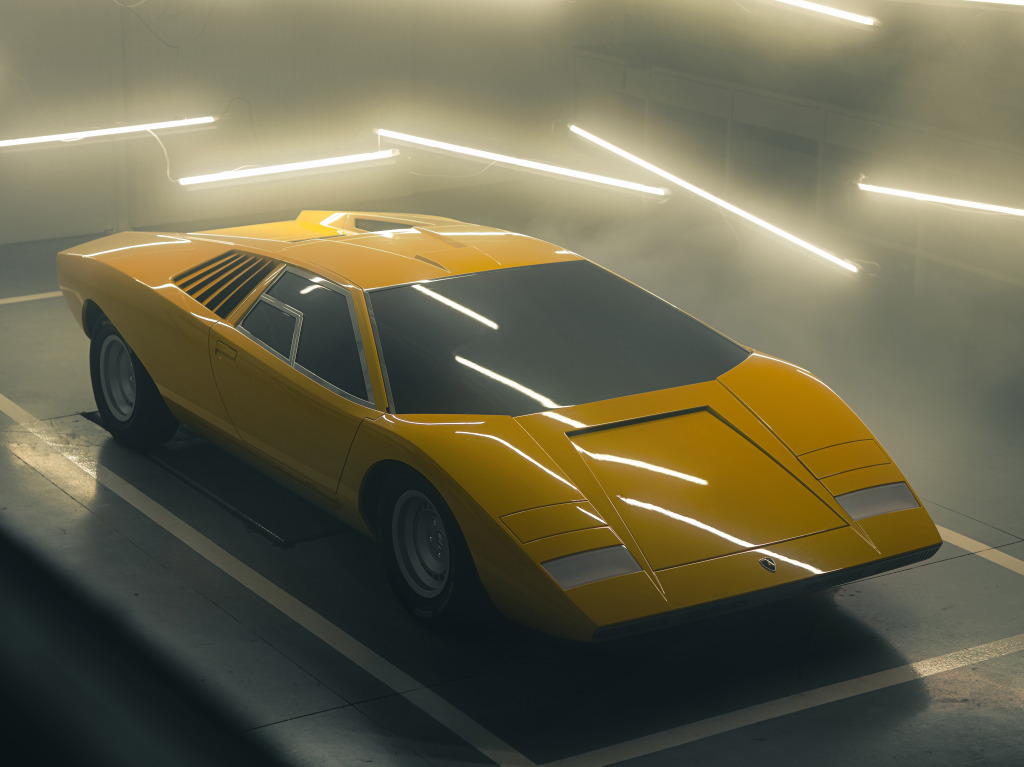 鍏板崥鍩哄凹榛戣壊,鍏板崥鍩哄凹鍨嬪彿