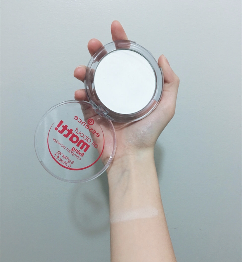 平价粉饼50元左右,300元控油粉饼