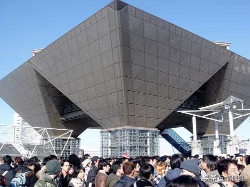 倒卖同人志,是日本高中生日入18万的财富密码