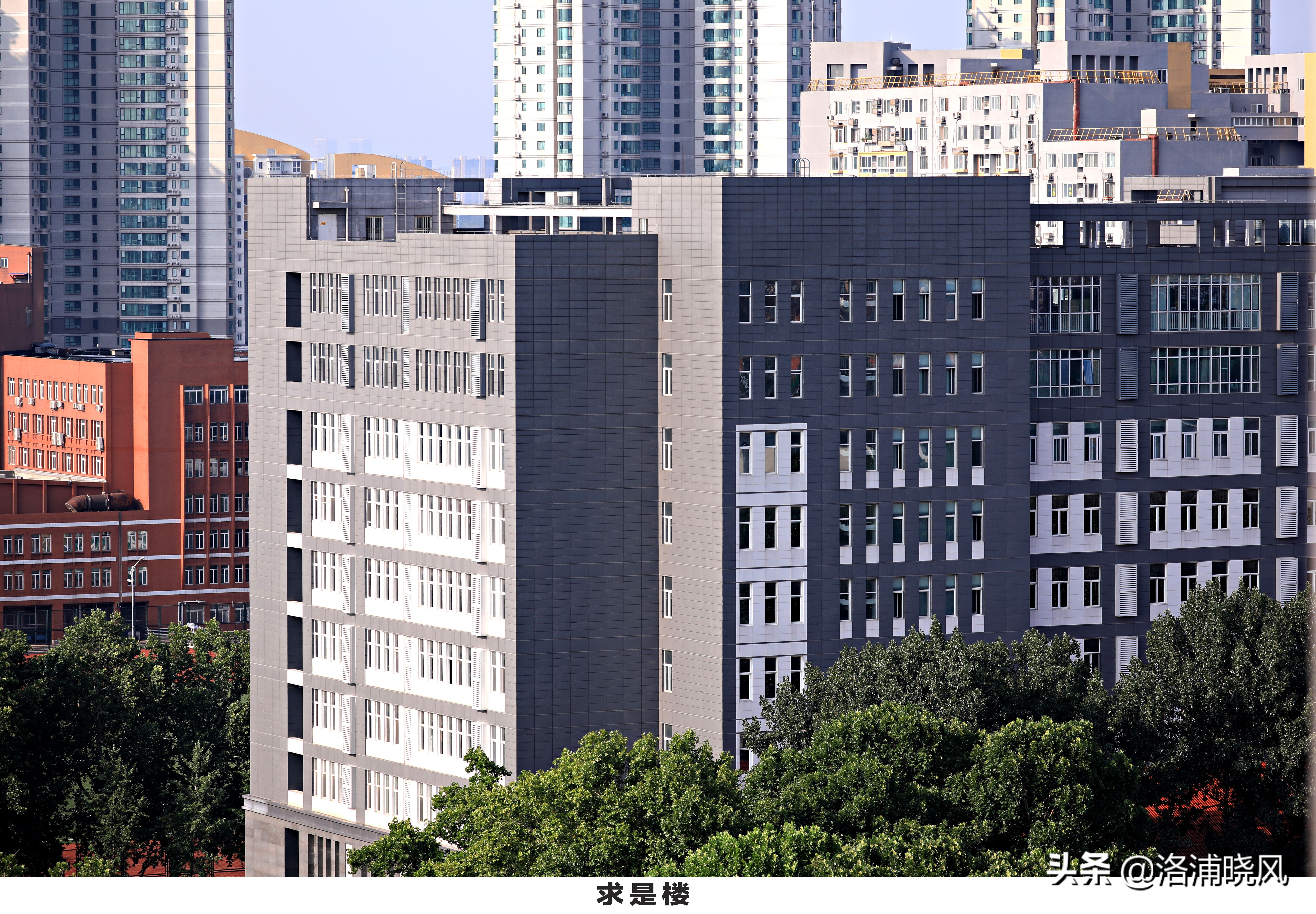 北京第二外国语学院风景,北京第二外国语学院分析