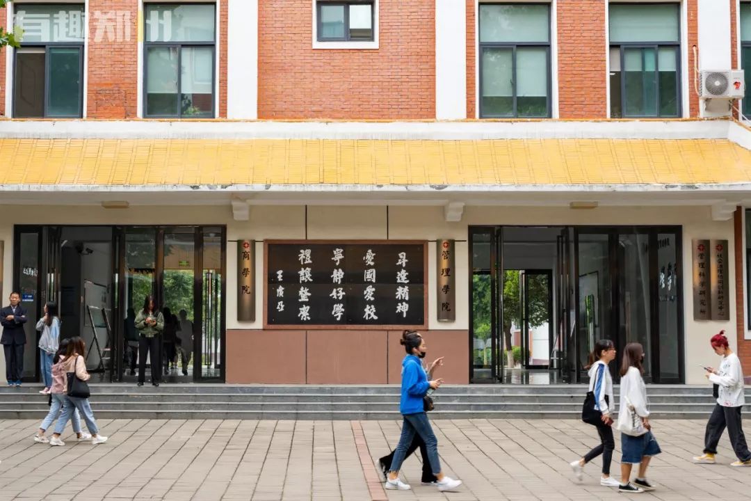 水上咖啡厅考校训、艺林曲艺社论节操，原来你是这样的*达升**