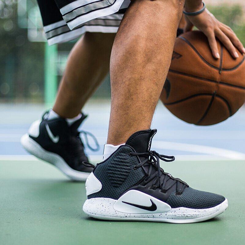 高帮鞋好还是低帮的鞋实战好用,好看的实战鞋高帮