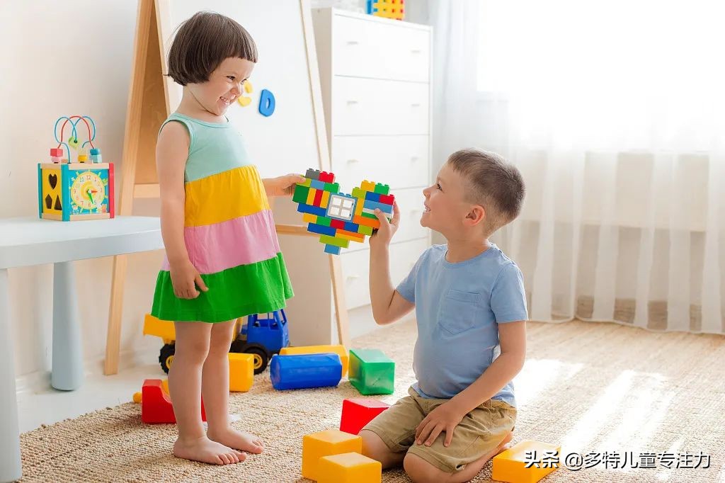 孩子占有欲太强怎么引导,小孩两岁特别有占有欲怎么引导