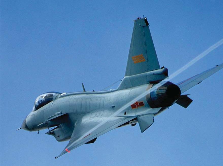 中国歼10c和枭龙哪个好,歼10与枭龙战机图片对比