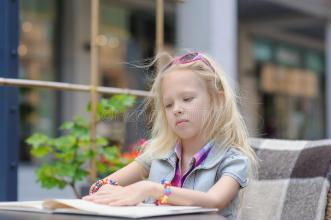 实体英语机构少儿培训哪个品牌好,幼儿学英语哪个机构比较好