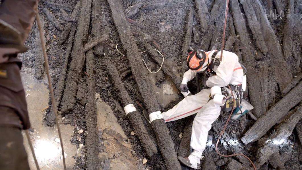 被大火烧毁的法国建筑,法国地标建筑着火