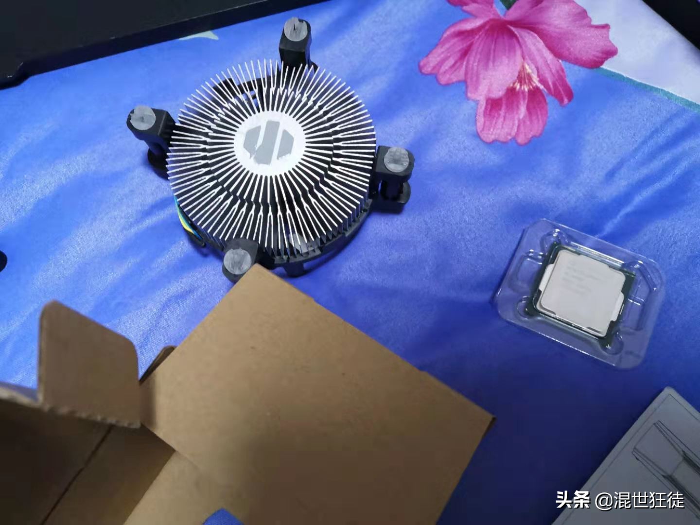 电脑内存条装机过程,第一次装机全过程