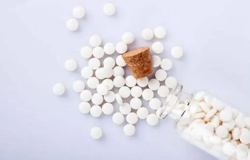 阿普唑仑与艾司唑仑哪个危害大,阿普唑仑和艾司唑仑哪个治睡眠好