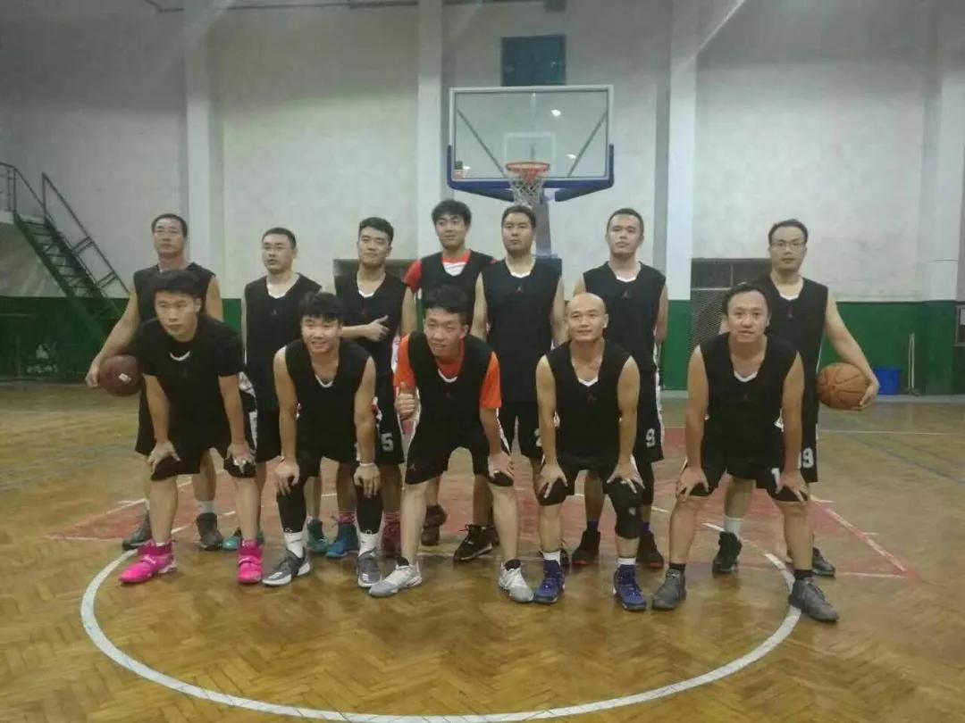 石家庄“全民篮球”之新动力代表队
