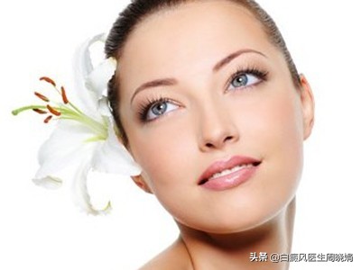 身上白斑且脱皮什么症状,皮肤瘙痒会起白斑是什么症状