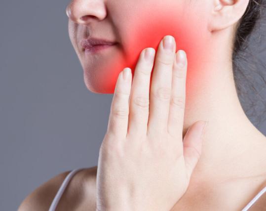 牙龈发炎用头孢10天还肿痛怎么办,牙龈反复发炎红肿是什么癌吗