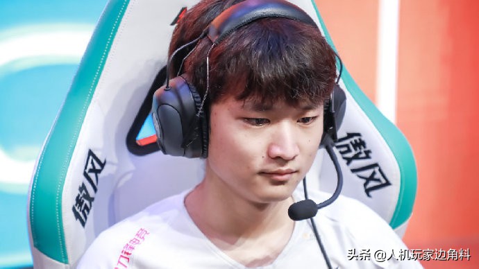 连名字都写错,连名字都写错了