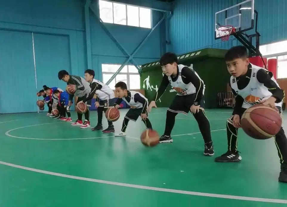 太原市小店区华德天一小学校,太原华德天一小学好不好进