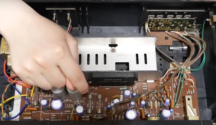 松下su-3400功放维修,松下su-7300二代功放机音质如何