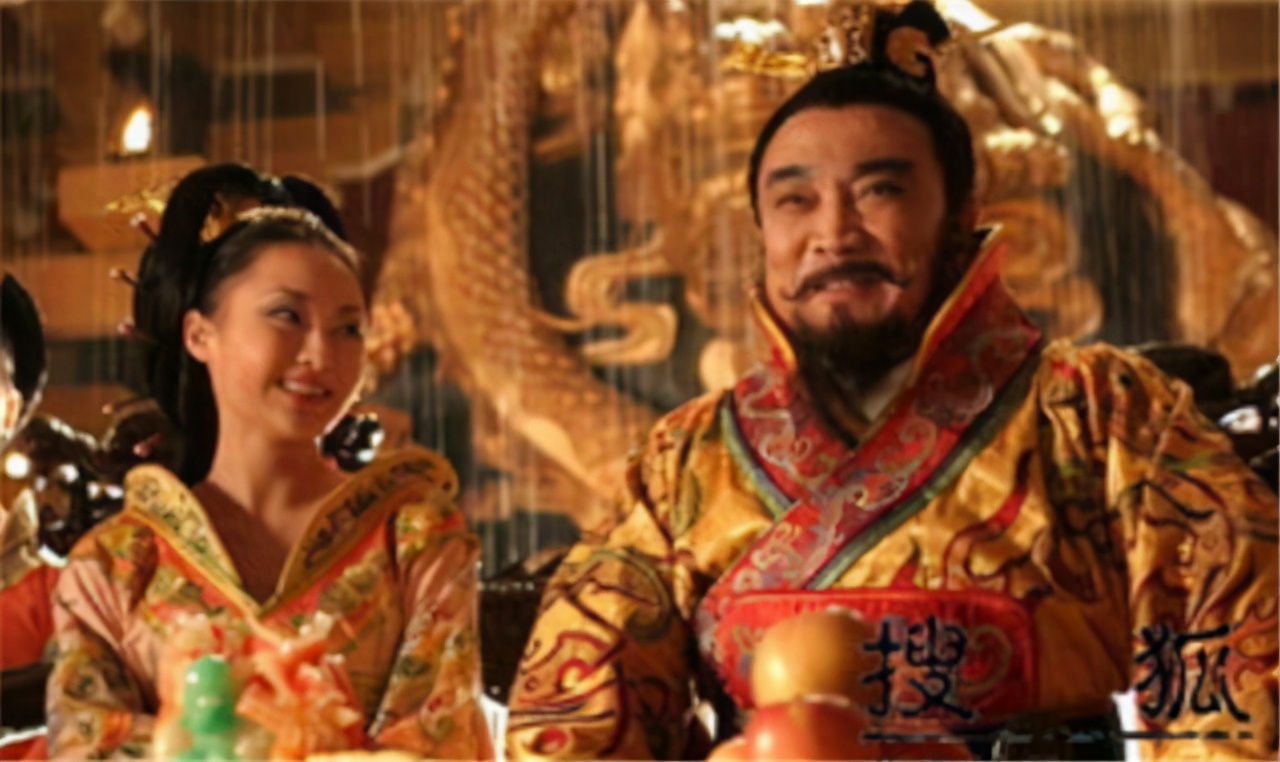 曹操挟天子以令诸侯的历史,历史曹操真的挟天子以令诸侯吗